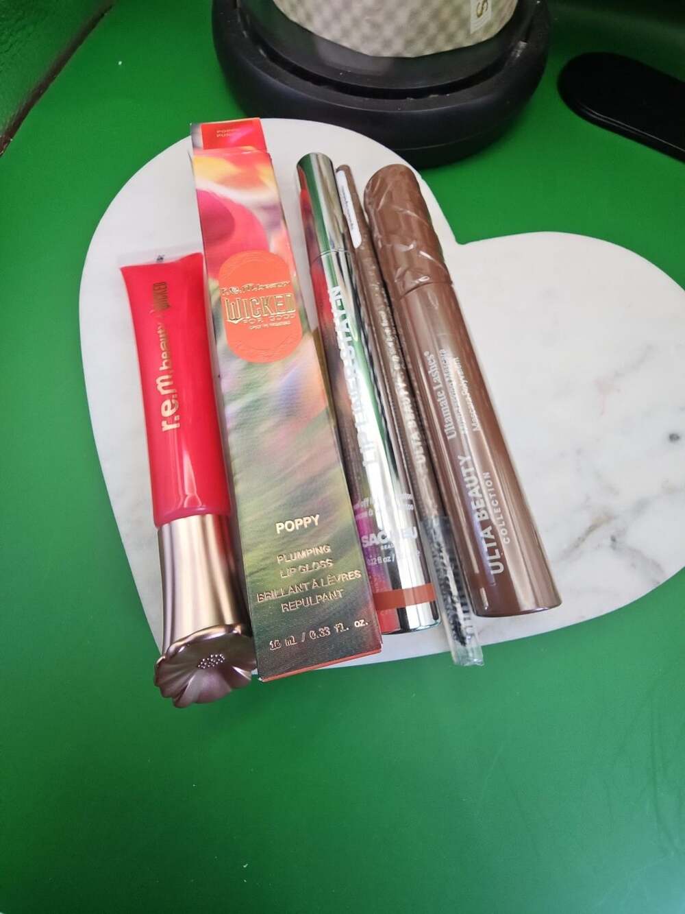 R.E.M. Beauty x Wicked Lip Gloss/ Lip Liner & ulta Mascara Makeup Set